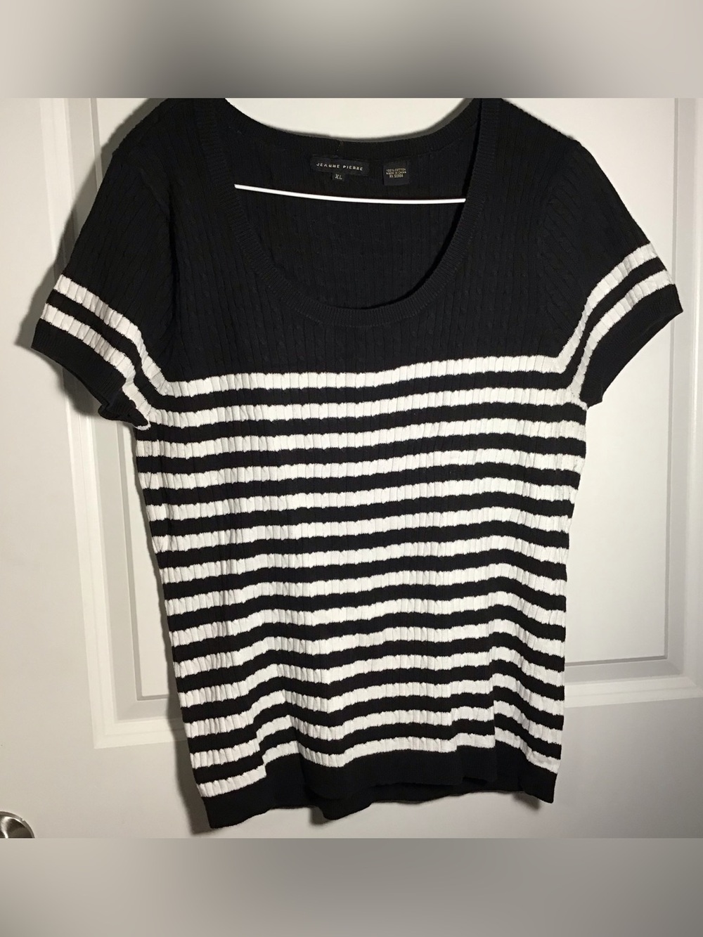 JEANNE PIERRE Black and White Short-Sleeve Striped Knit Top XL